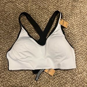 Victorias Secret Sports Bra NWT